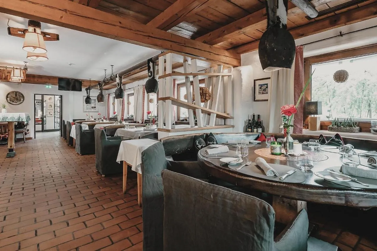 Hotel & Appartements Tiroler Buam Saalbach-Hinterglemm 4*,  Austria